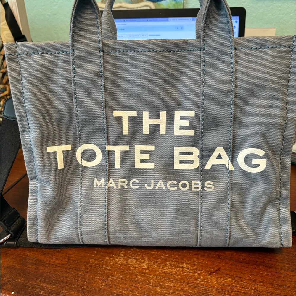 Marc Jacobs The Tote Bag